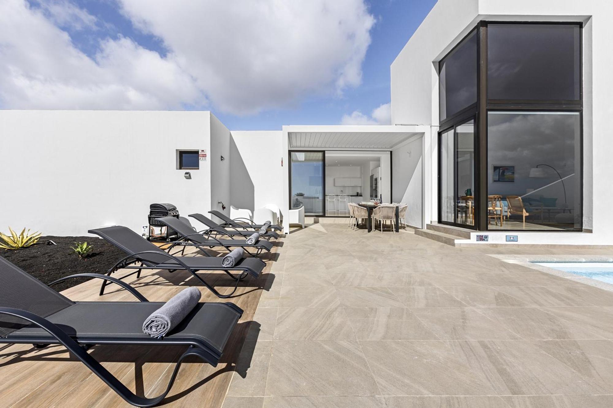 Casahost Fontaine Bleue Villa تياس المظهر الخارجي الصورة
